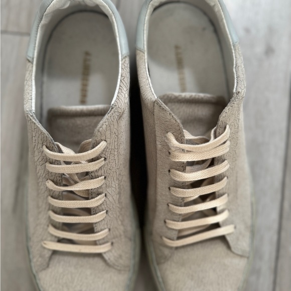 J.Lindeberg men’s off white/beige shoes. Snake skin texture - Picture 4 of 5